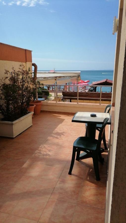 Elizabeth Beach Apartments ネセバル エクステリア 写真